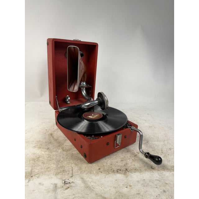 Vintage Portable Hand-Crank Gramophone, 1930s For Sale - Image 6 of 18