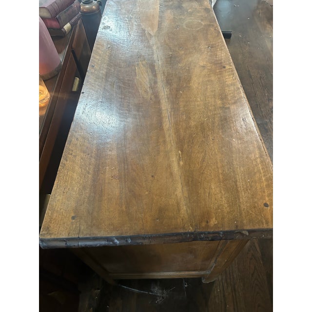 18th Century French Signed Commode For Sale In Dallas - Image 6 of 8
