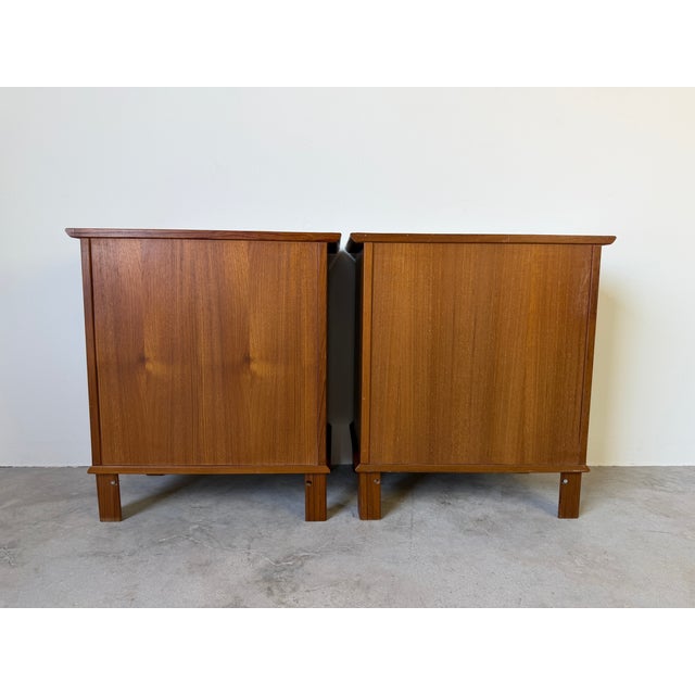 Wood Mid Century Danish Modern Teak Nightstands With Drawer & Open Shelf – A Pair For Sale - Image 7 of 18