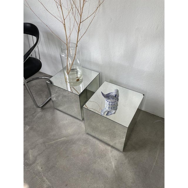 Old small handmade ceramic representing a bird. Made up of two parts, the interior part contains storage. Hand signed...