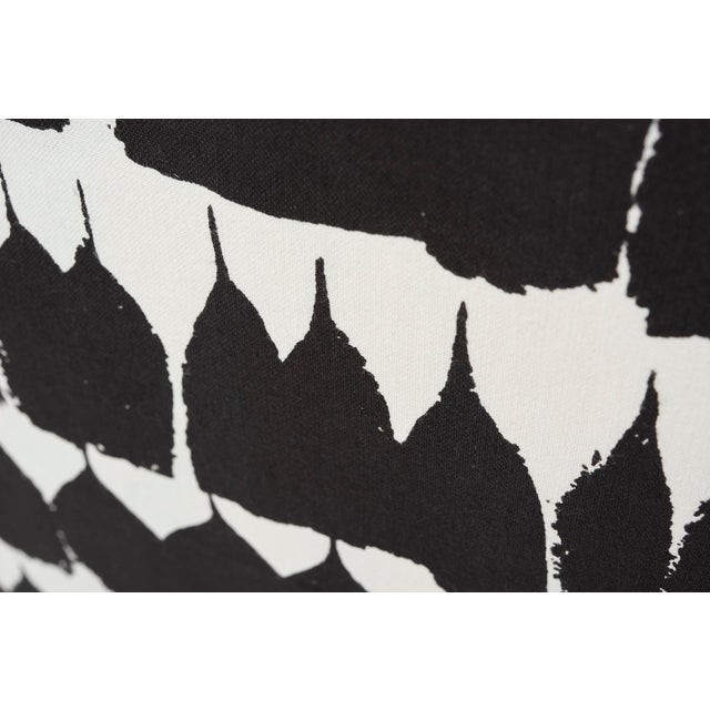 Textile Schumacher Double-Sided Pillow in Queen of Spain Print For Sale - Image 7 of 11