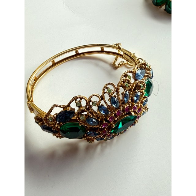 Mid-Century Modern Vintage Signed Capri Demi-Parure – Multi-Layer Rhinestone Floral Dome Brooch/Pendant & Matching Hinged Cuff Bracelet For Sale - Image 3 of 12