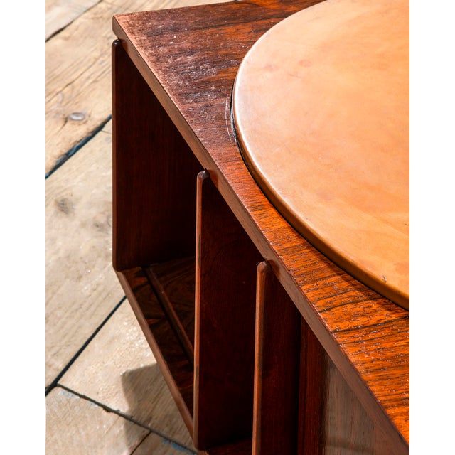 Revolving Table Model 831 by Gianfranco Frattini for Bernini, 1960s For Sale - Image 6 of 7