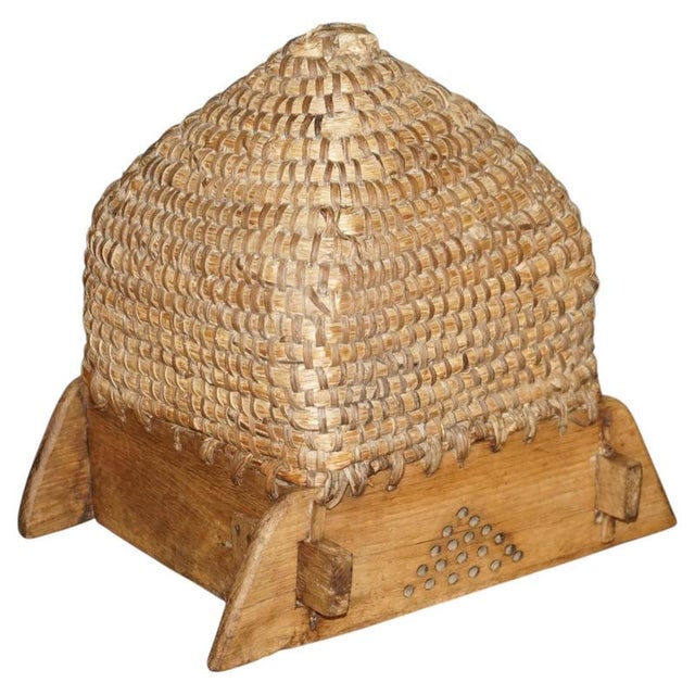 Antique English Folk Art Woven Bee Skep in Primative Woven & Wooden Stand, 1880 For Sale - Image 12 of 12