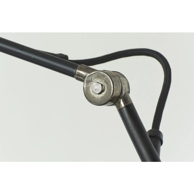 The shapely workshop lamp with clamp from Switzerland guarantees reliable, precise illumination. All details have been...