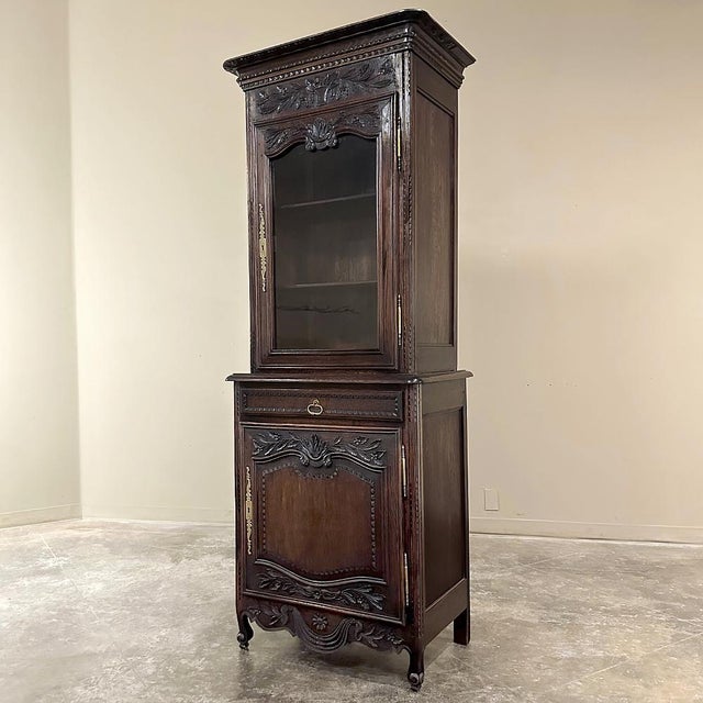 French Country 19th Century Country French Two-Tiered Vitrine For Sale - Image 3 of 12