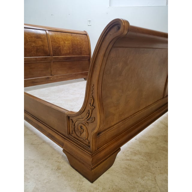 1990s Vintage Thomasville Elysee Sleigh Bed King Size French Carved