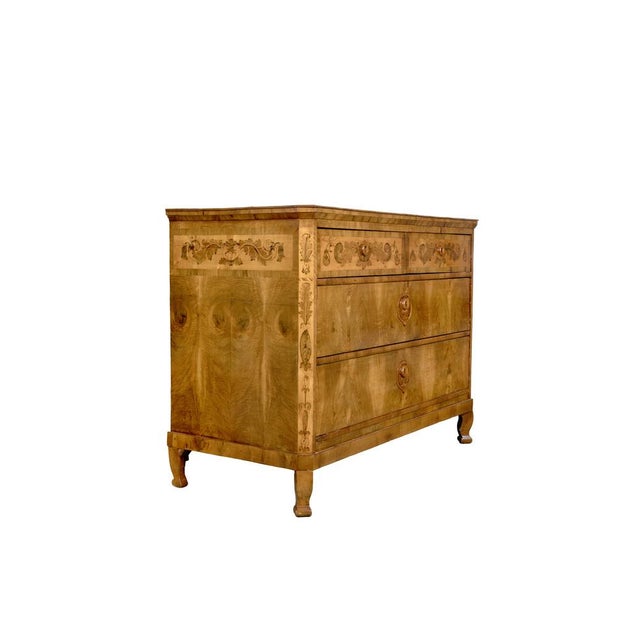 Louis XVI Style Lombard Chest of Drawers in Walnut Burl with Inlaid Floral Motifs, 18th Century For Sale - Image 13 of 15