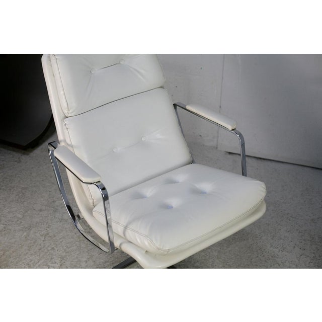 Space Age Lounge Chair in Steel and Faux Leather, France, 1970s For Sale - Image 4 of 18