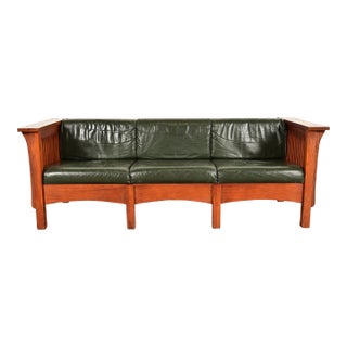 Stickley Style Mission Oak Arts and Crafts Spindle Settle Sofa For Sale