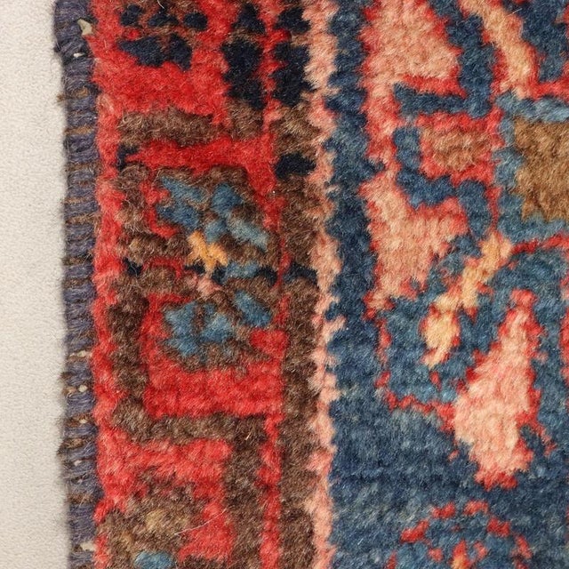 Textile Middle Eastern Nahavand Rug in Wool For Sale - Image 7 of 9
