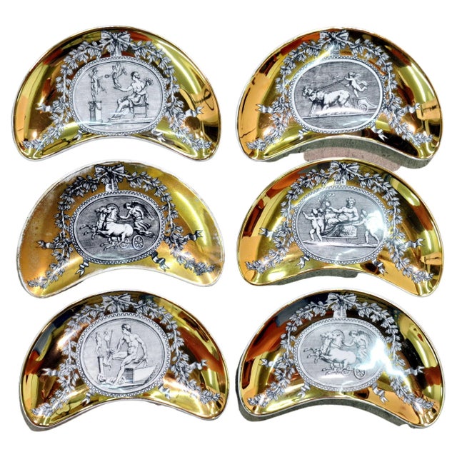 Set of Piero Fornasetti Medaglioni Gilt Porcelain Crescent Catchall Plates, 1960s For Sale - Image 10 of 10