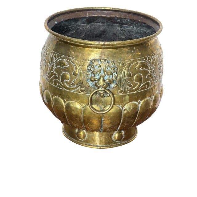 Victorian Antique Victorian Brass Jardiniere Planter With and Lion Head Handles For Sale - Image 3 of 11