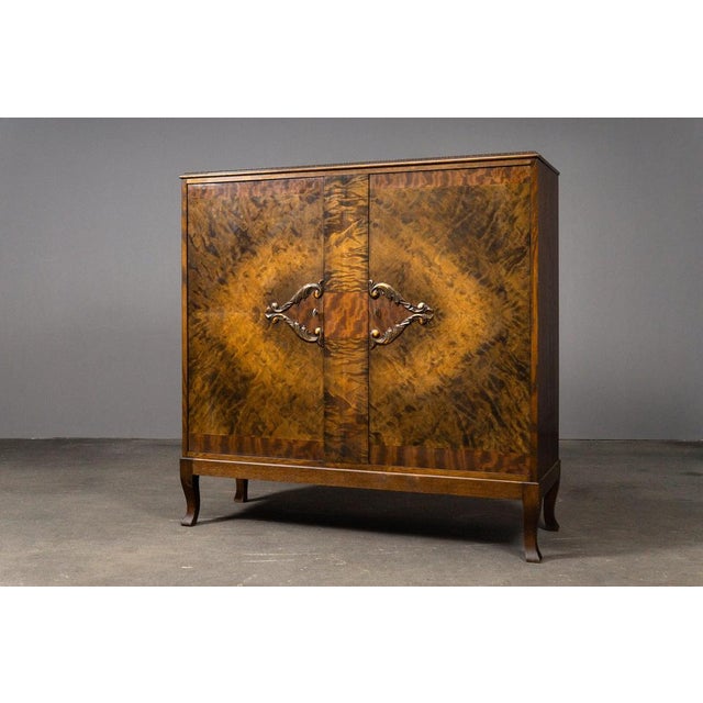 Art Nouveau Highboard in Birch For Sale - Image 4 of 18