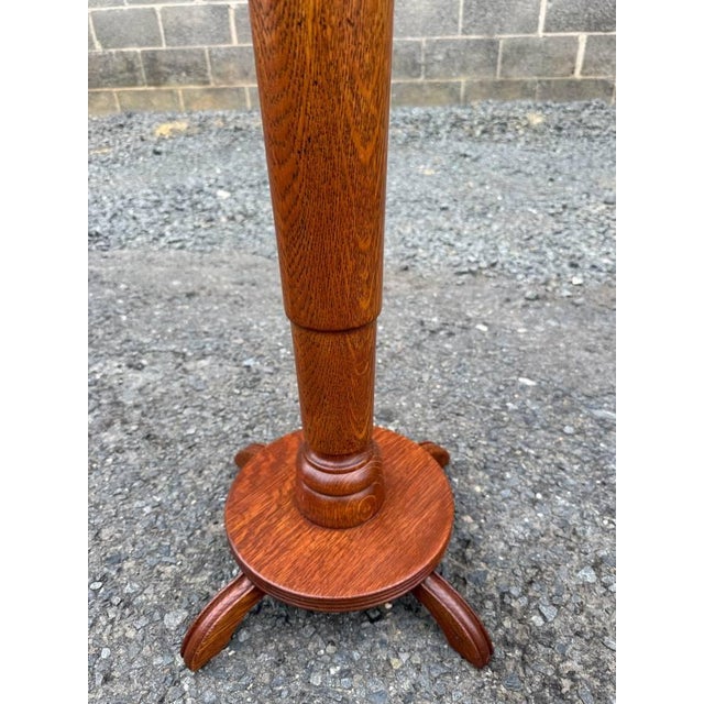 Brown Pair of Antique Quarter-Sawn Pedestal / Plant Stands For Sale - Image 8 of 17
