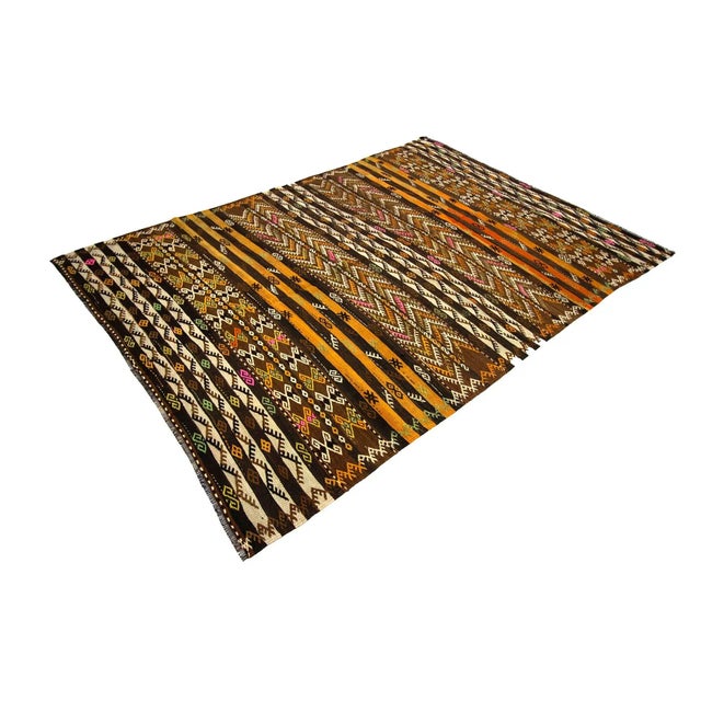 1960s Vintage Embroidered Kilim Rug- 5′8″ × 8′4″ For Sale - Image 4 of 7