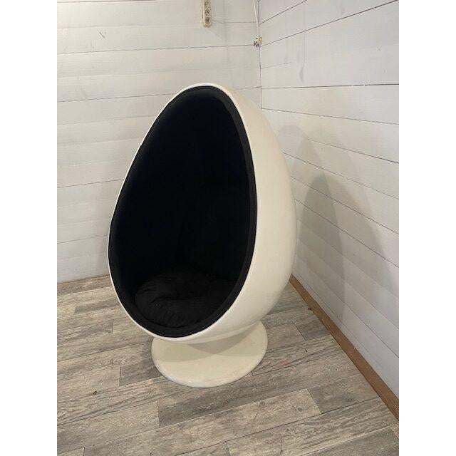 Vintage Egg Ovalia Armchair from Thor-Larsen, 1970s, Set of 2 For Sale - Image 6 of 17