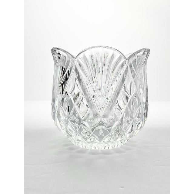 1980s Vintage Heavy Crystal Tulip Scalloped Rose Bowl Vase 4 3/8” X & Fan Cuts Excellent condition. No chips, cracks, or...