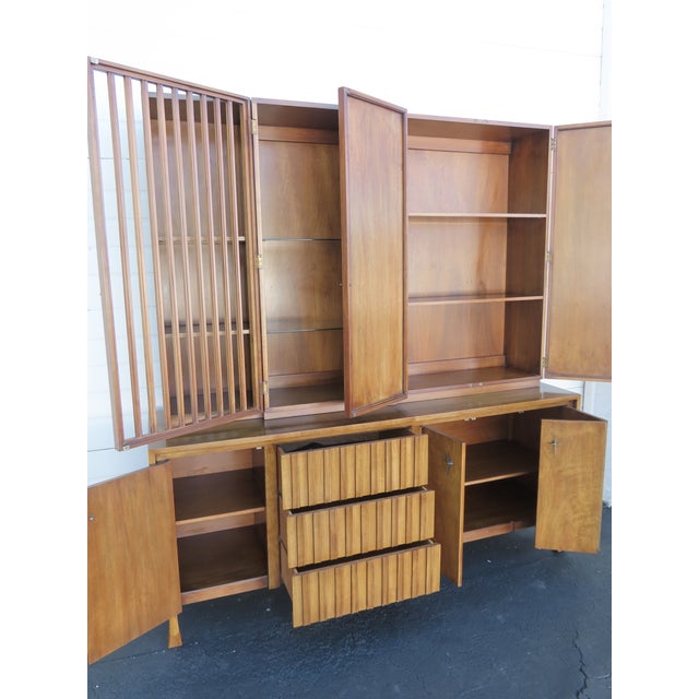 John Widdicomb Mid Century Two Part Sideboard Display Shelves Bookcase 6417 For Sale - Image 17 of 18