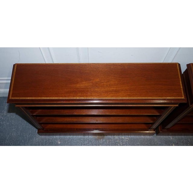 Vintage Edwardian Style Sheraton Dwarf Open Bookcase Adjustable Shelves, Set of 2 For Sale - Image 11 of 18