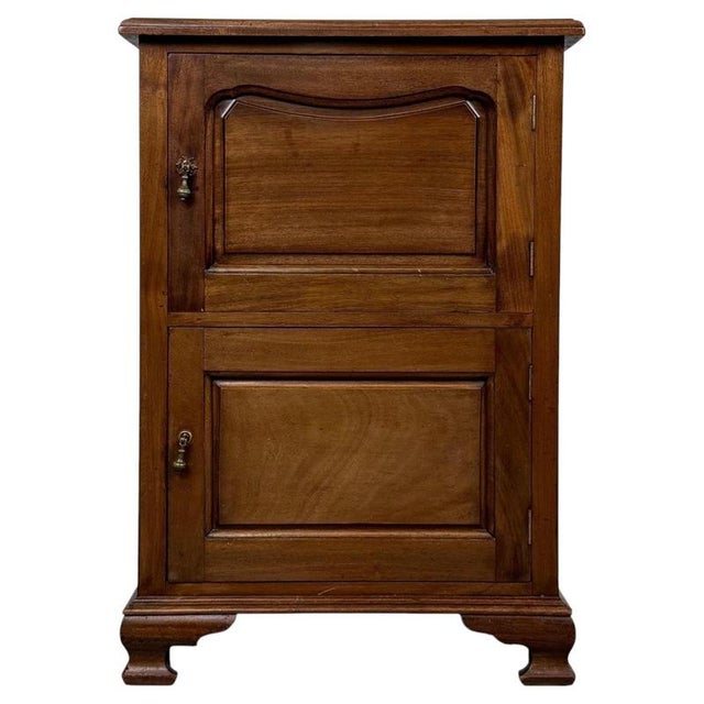 Antique Early 20th Century English Walnut Cabinet For Sale - Image 3 of 11