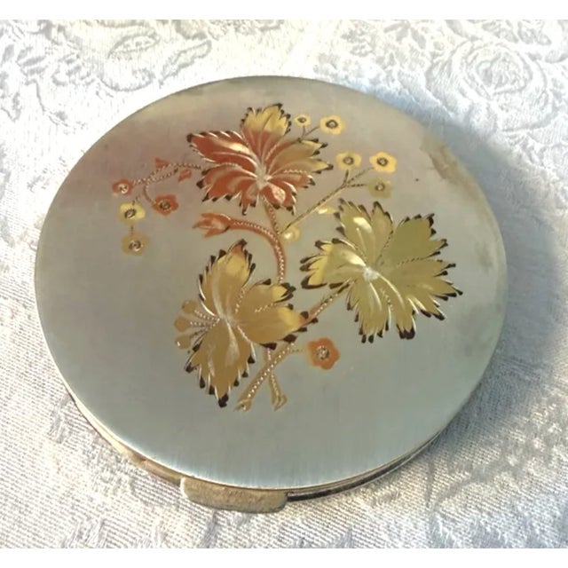 Mid-Century Rex Fifth Avenue Sterling Silver & Vermeil Floral Powder Compact For Sale - Image 4 of 10