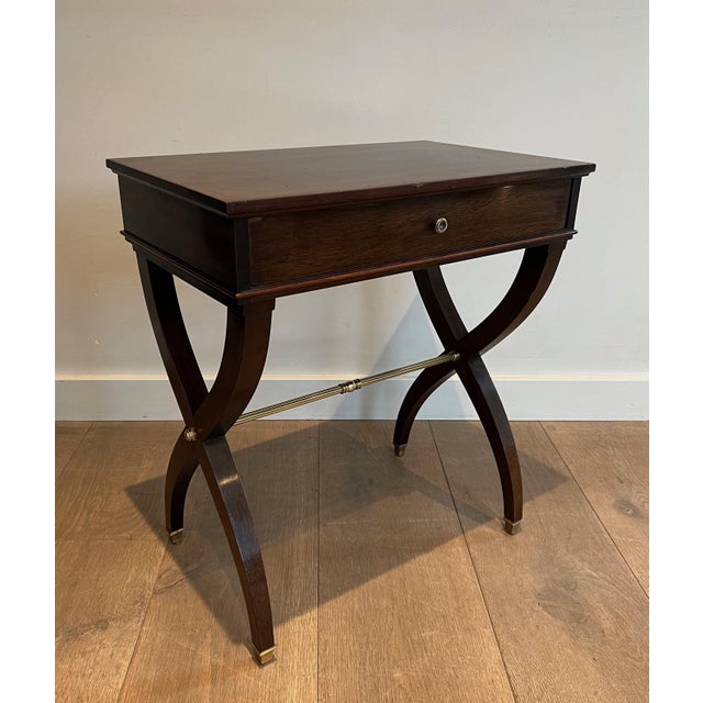 Neoclassical Neoclassical style wood and brass side or bedside table Attributed to Maison Jansen For Sale - Image 3 of 12