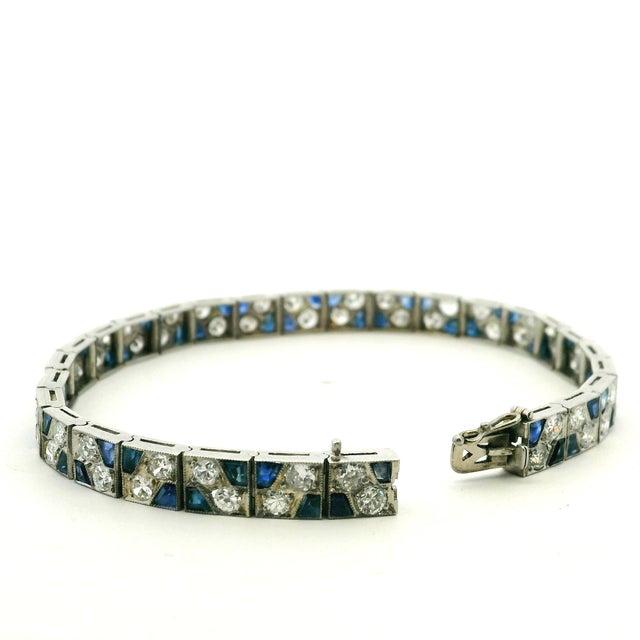 1940s Platinum Diamond and Sapphire Art Deco–Style Link Bracelet For Sale - Image 9 of 10