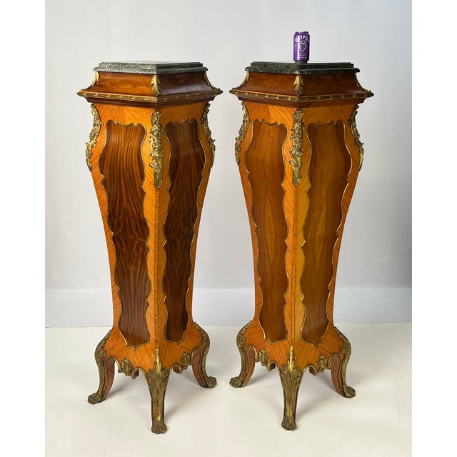 Pair of Mid-20th Century French Rococo Style Marquetry & Ormolu Pedestals With Green Marble Tops For Sale - Image 14 of 16
