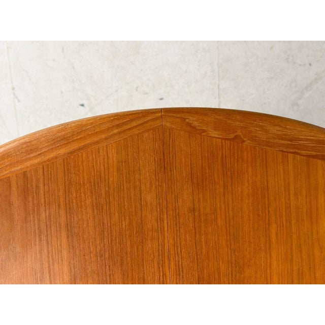 Mid-Century Modern Extendable Dining Table in Teak from VV Møbler, 1960s For Sale - Image 17 of 18