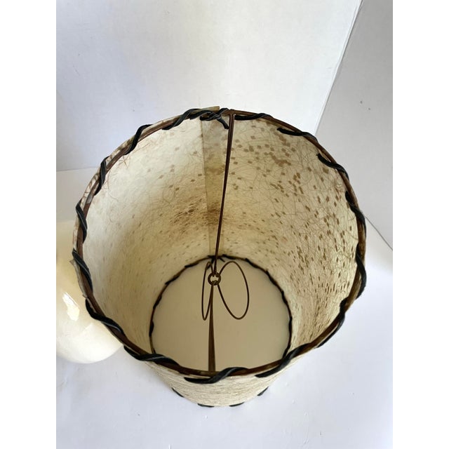 1960s Vintage Sculptural Ceramic Table Lamp in the Style of Royal Haeger For Sale - Image 12 of 12