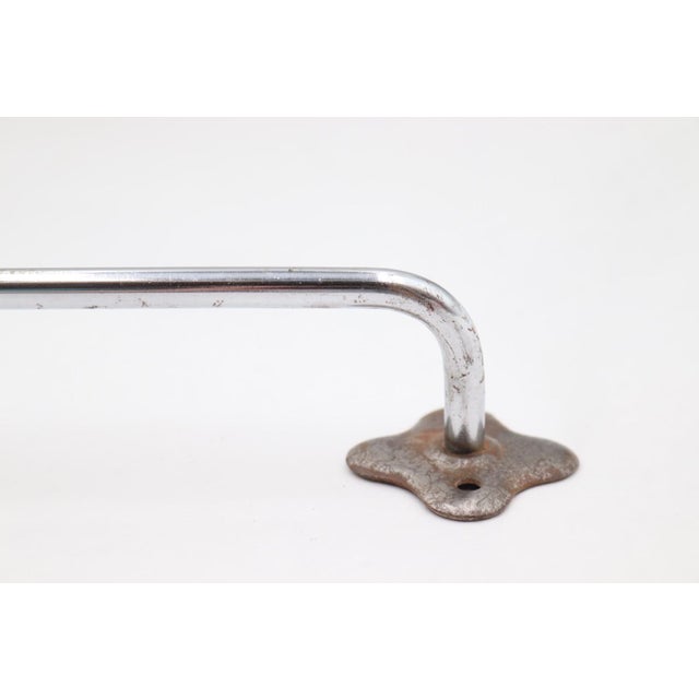 Traditional Vintage 25.25 In. Nickel Finish Steel Towel Bar For Sale - Image 3 of 6