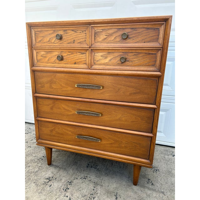 Heritage Mid Century Modern Walnut 7 Drawer Chest of Drawers/Dresser... For Sale - Image 9 of 12
