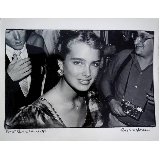 1980s Fred McDarrah, Brooke Shields Vintage Silver Gelatin Photograph, 1981 For Sale - Image 5 of 5