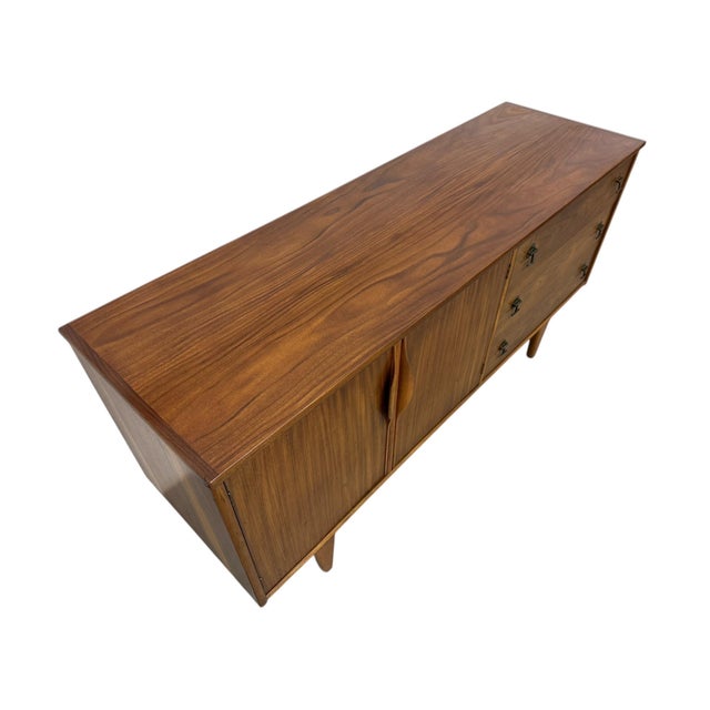 Stanley Furniture Mid-Century Modern Stanley Walnut Sideboard - Refinished! For Sale - Image 4 of 13
