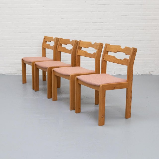 Set of eight Danish chairs from the 1960s, produced by Korup Stolefabrik. Executed in pinewood with a slender razorblade...