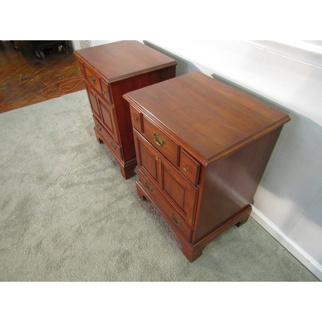 Traditional Henkel Harris Solid Cherry Pair of Nightstands For Sale - Image 3 of 15