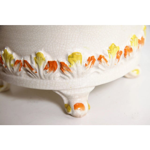 1960s Vintage Mid Century Italian Majolica Ceramic Figural Pot of Daisy Flowers - Pair Available For Sale - Image 5 of 10