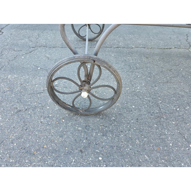Russell Woodard Vintage Wrought Iron Patio Chaise Lounge Adjustable Russell Woodard Attributed Briarwood Daisy For Sale - Image 4 of 15