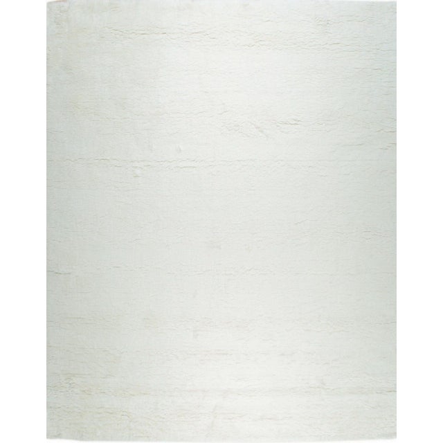 2020s 8x10 Willow Sarrah Ivory Solid Open Field Contemporary Handmade Wool Carpet Rug For Sale - Image 5 of 8
