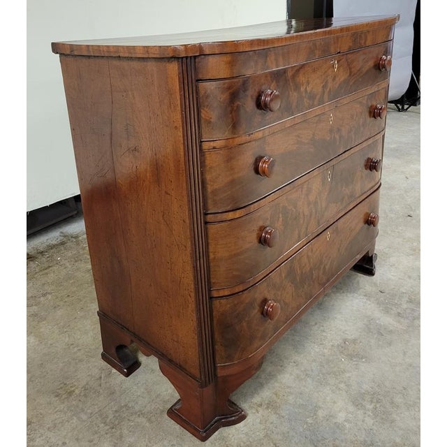 Circa 1830 American Empire Figured Mahogany Bow-Front 4-Drawer Chest For Sale - Image 10 of 13