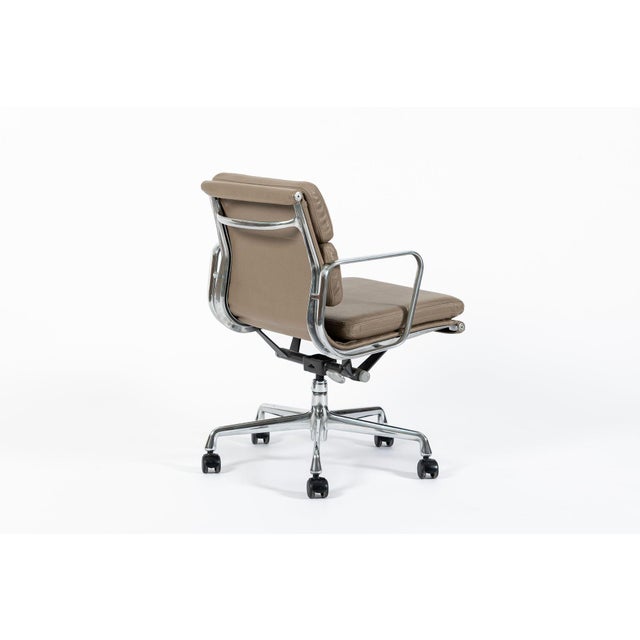 Metal Eames for Herman Miller Taupe Tan Leather Office Chair 2000s For Sale - Image 7 of 12