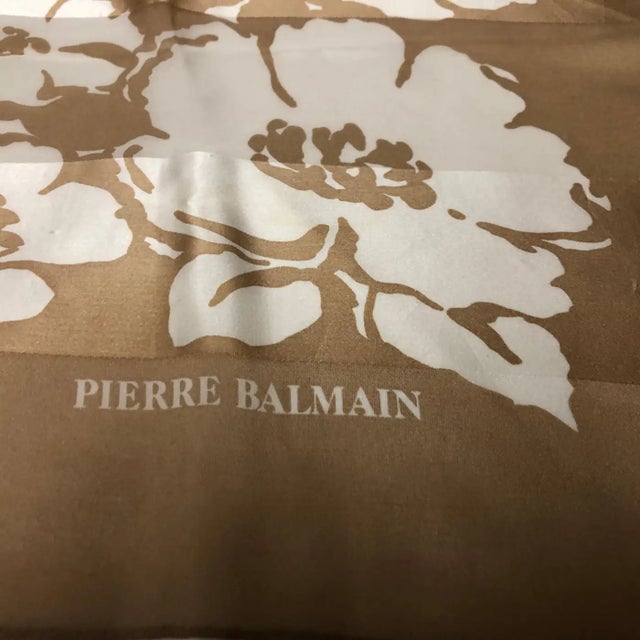 1980s A 1980s Pierre Balmain White and Brown Floral Silk Foulard For Sale - Image 5 of 7