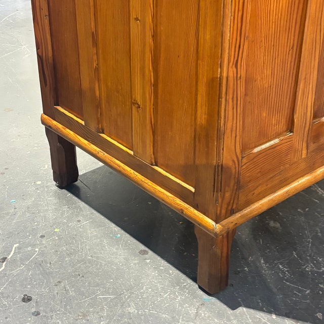Antique Icebox in Pine, 1900s For Sale - Image 13 of 18