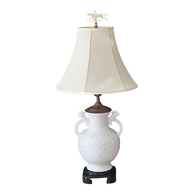 Late 20th Century Wildwood Neoclassical White Porcelain Urn Lamp With Horse & Jockey Finial – 29.5” For Sale