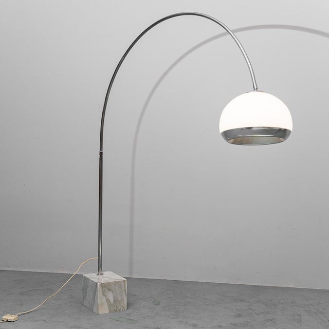 Arc Floor Lamp from Guzzini, 1970s For Sale - Image 3 of 14