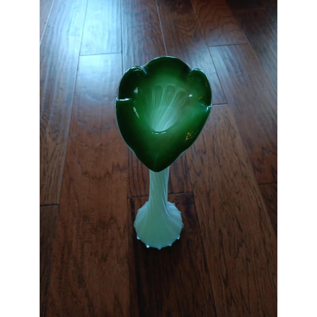 American 1980s Green Jack in the Pulpit Ribbed Calla Lilly Tall Decorative Vase For Sale - Image 3 of 6