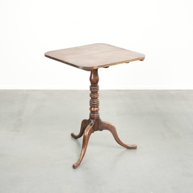 Antique English Oak Tilt-Top Table in Square Shape, 19th Century For Sale - Image 15 of 15
