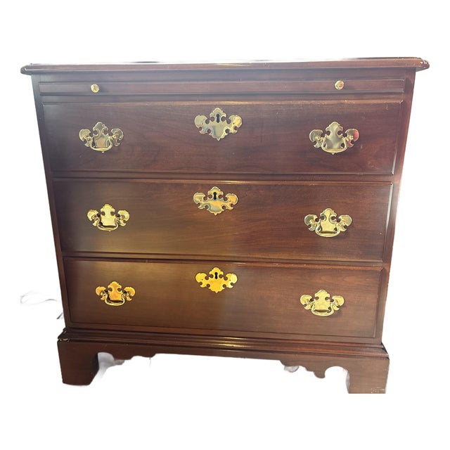 1990s Statton Trutype Americana Cherry Nightstands For Sale