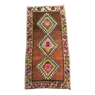 Geometric Design Turkish Vintage Small Rug 1′6″ × 2′11″ For Sale